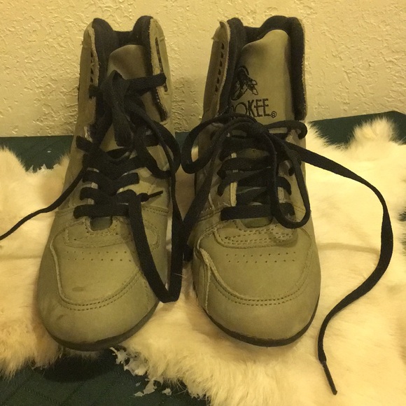 Cherokee Leather high top Shoe NEW Women Sz 5 1/2 - Picture 2 of 6